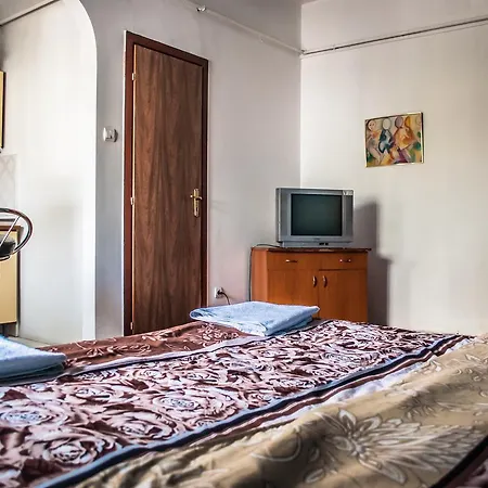 Apartment Purple Butterfly Studio In City Center *